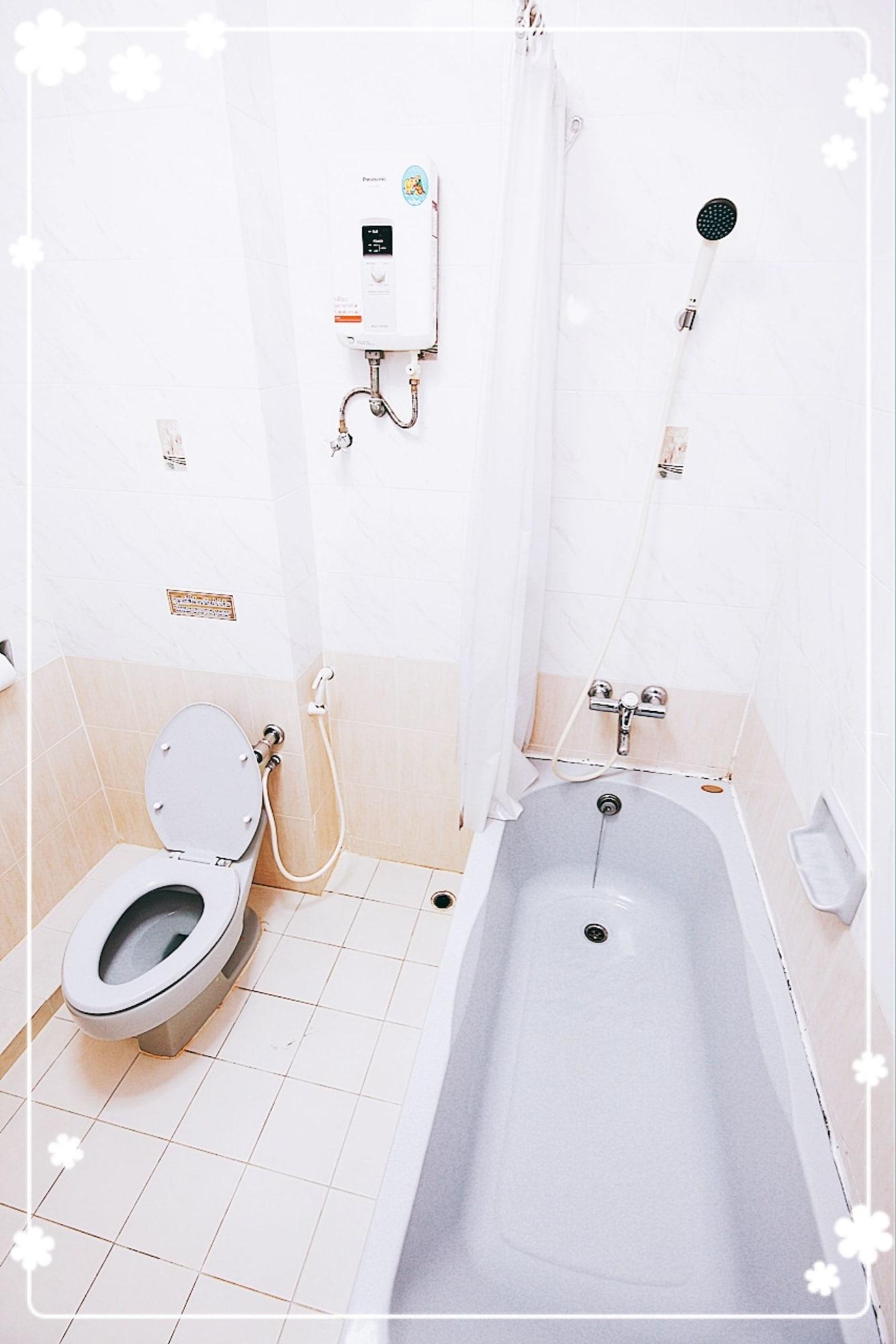P.A. Place Hotel Nakhon Sawan Ngoại thất bức ảnh