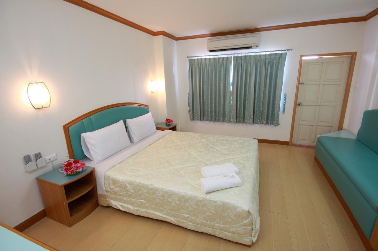 P.A. Place Hotel Nakhon Sawan Ngoại thất bức ảnh